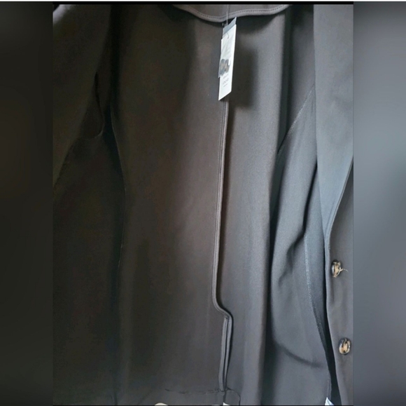 Eloquii Classic Black Suit Jacket - Picture 4 of 4